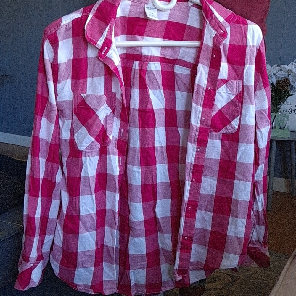 Long sleeve plaid shirt